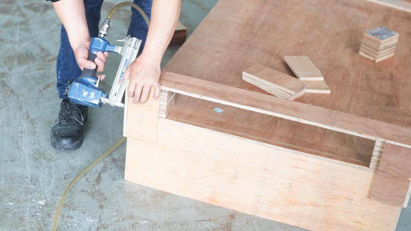 颗粒板 vs 多层板:柜体板材到底怎么选?-图2